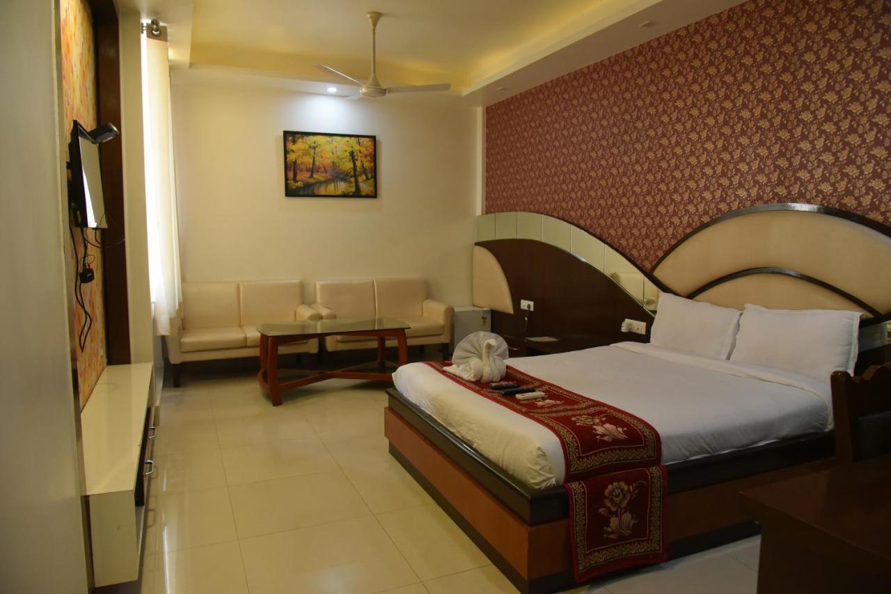 Hotel Vitthal International, Prayagraj Аллахабад Екстер'єр фото